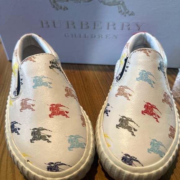 Burberry Kids Colorful Print Slip-On Sneakers